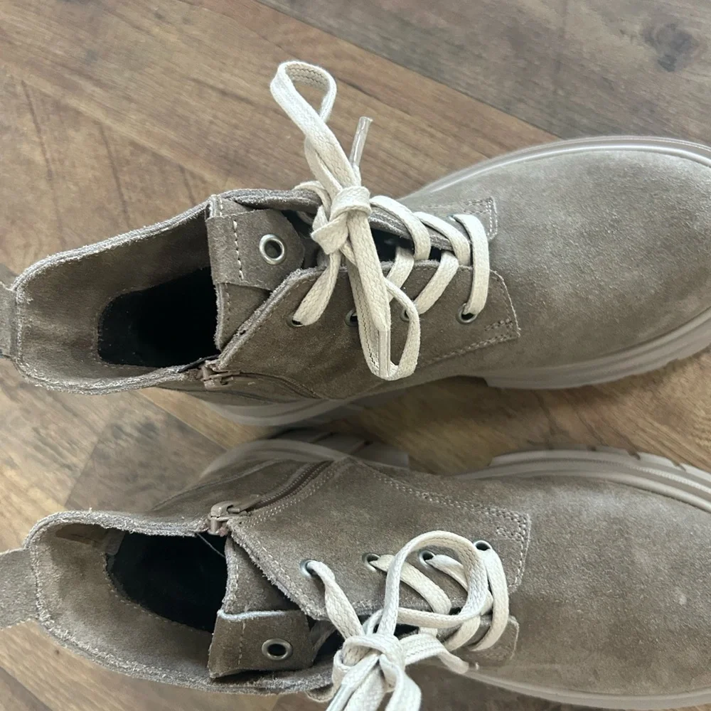 Anthropologie Sheridan Mia Platform Lace Up Booties Size 6.5/7